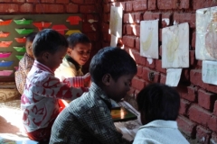 children making puzzles at hamlet school